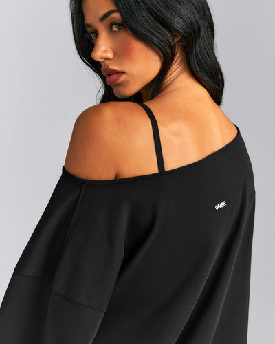 Slouchy One Shoulder T-Shirt | Black