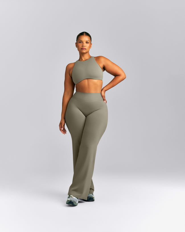 SoftMotion™ High Neck Sports Bra | Alpine Green