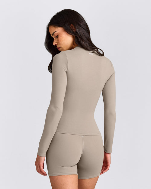 SoftMotion™ Long Sleeve Top with White Logo | Warm Sand