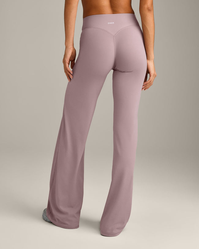SoftMotion™ Straight Leg Bottoms with White Logo | Dusty Purple