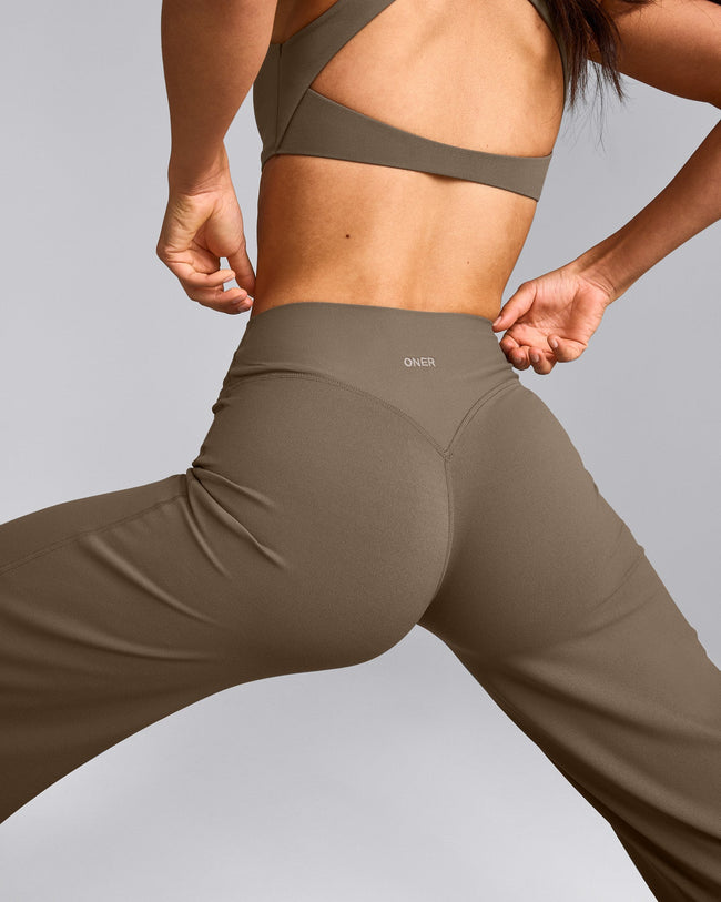 SoftMotion™ Straight Leg Bottoms with Grey Logo | Moss Brown
