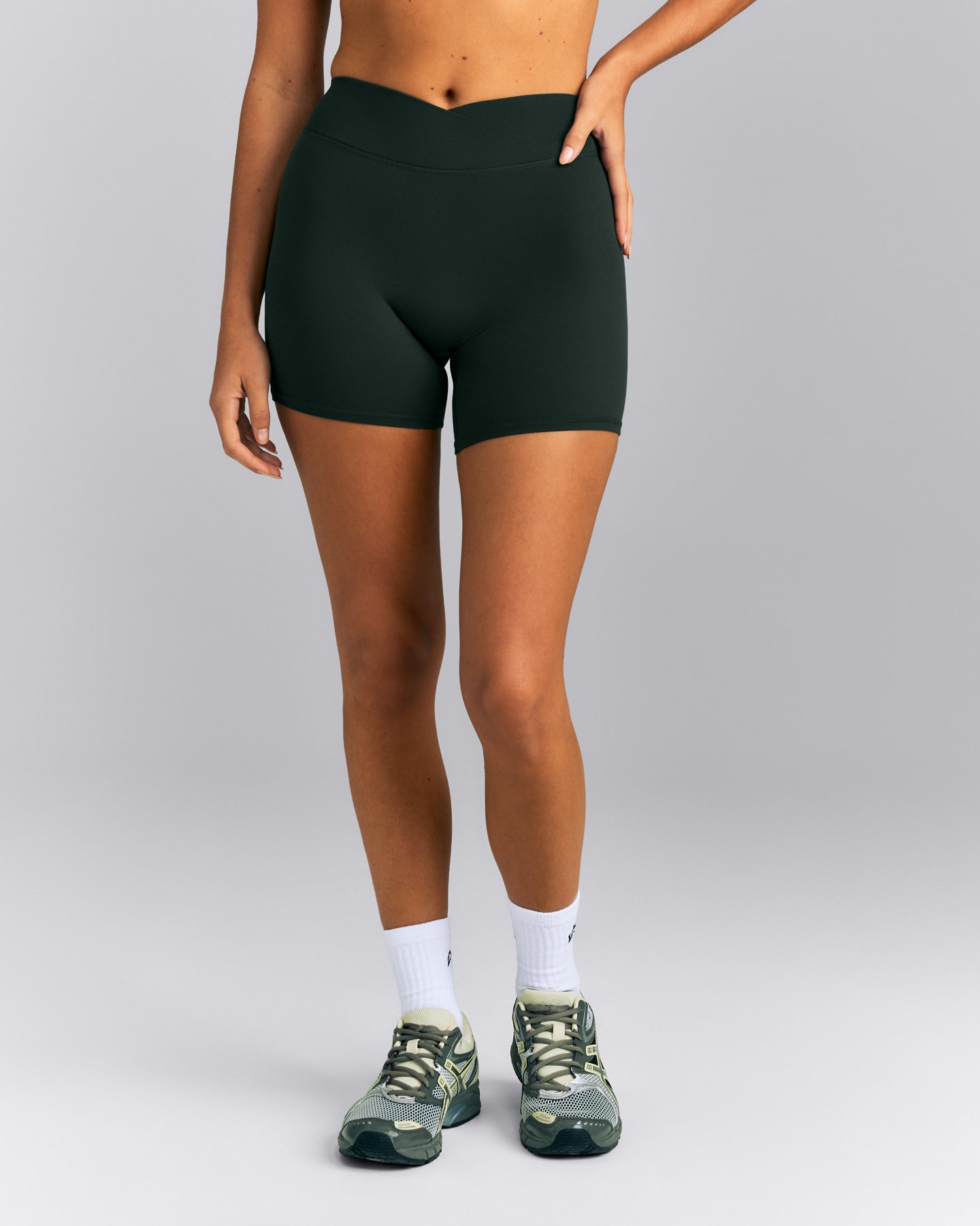 SoftMotion™ Wrap Shorts 6" | Emerald Noir