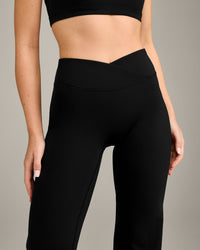 UnifiedMove Wrap Flared Bottoms with Reflective Logo | Black