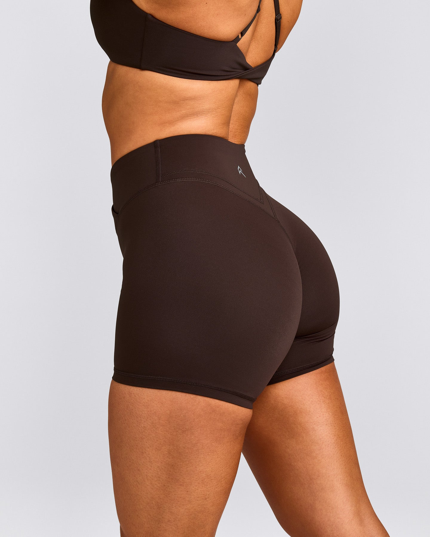 UnifiedMove™ Wrap Shorts 6" with Reflective Logo | 70% Cocoa