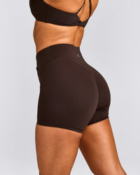 UnifiedMove™ Wrap Shorts 6" with Reflective Logo | 70% Cocoa