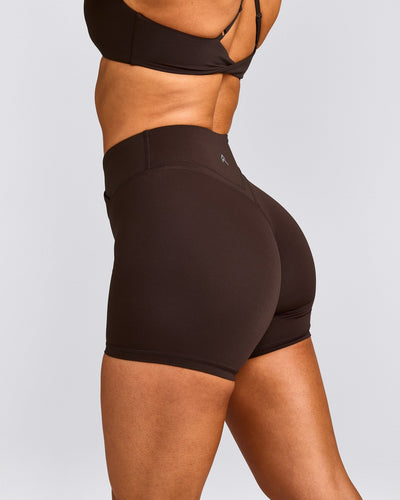 UnifiedMove™ Wrap Shorts 6" with Reflective Logo | 70% Cocoa