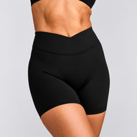 UnifiedMove™ Wrap Shorts 6" with Reflective Logo | Black