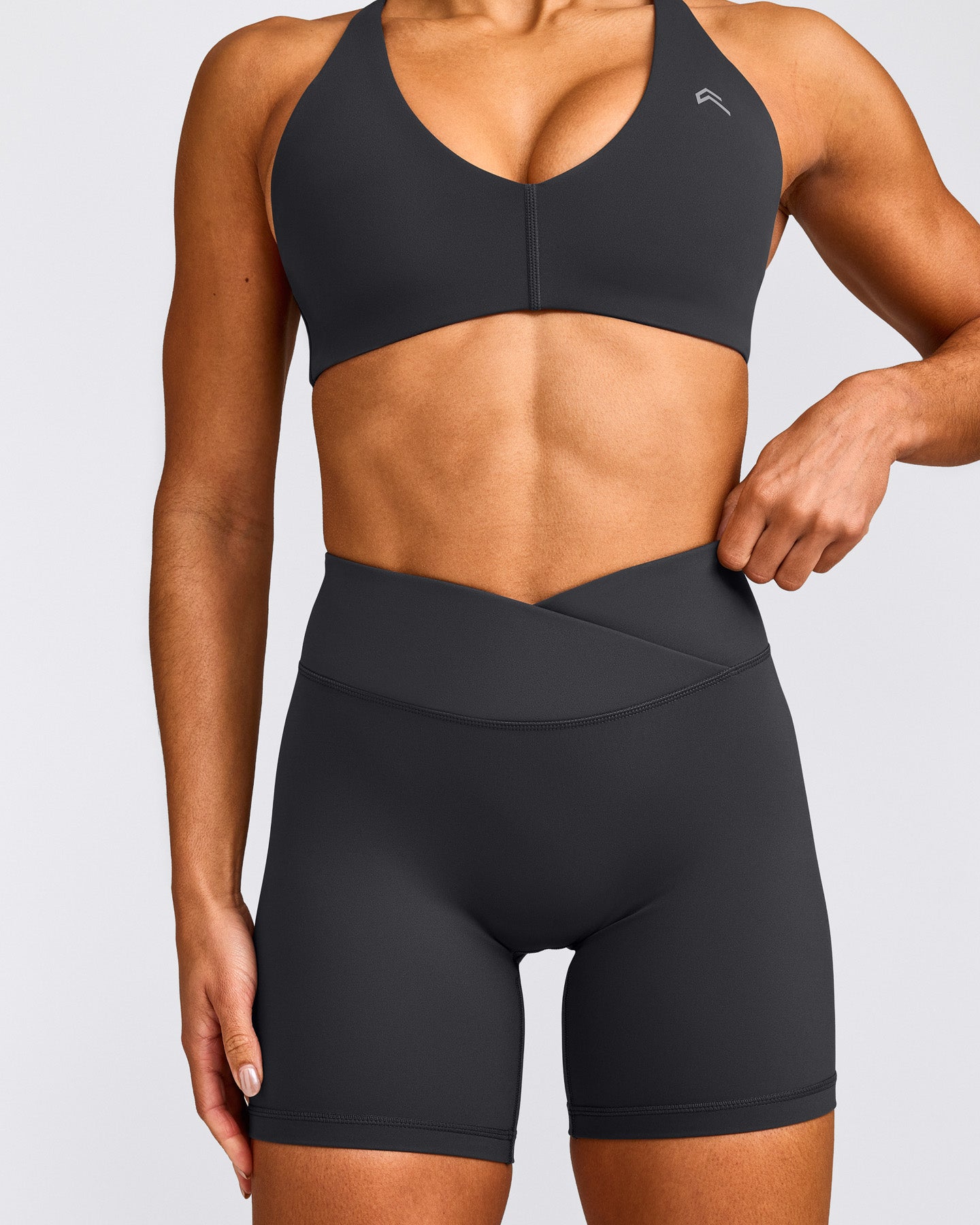 UnifiedMove™ Wrap Shorts 6" with Reflective Logo | Coal