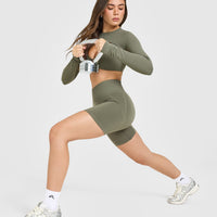 EffortlessLift™ Seamless Shorts with White Logo | Alpine Green