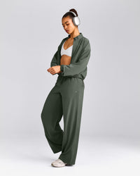 AirMove™ Straight Leg Pants with Reflective Logo | Dark Khaki