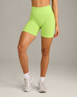 EffortlessLift™ Seamless Shorts with Grey Logo | Citrus Green