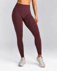 EffortlessLift™ Seamless Leggings with Grey Logo | Velvet Mocha