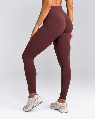 EffortlessLift™ Seamless Leggings with Grey Logo | Velvet Mocha