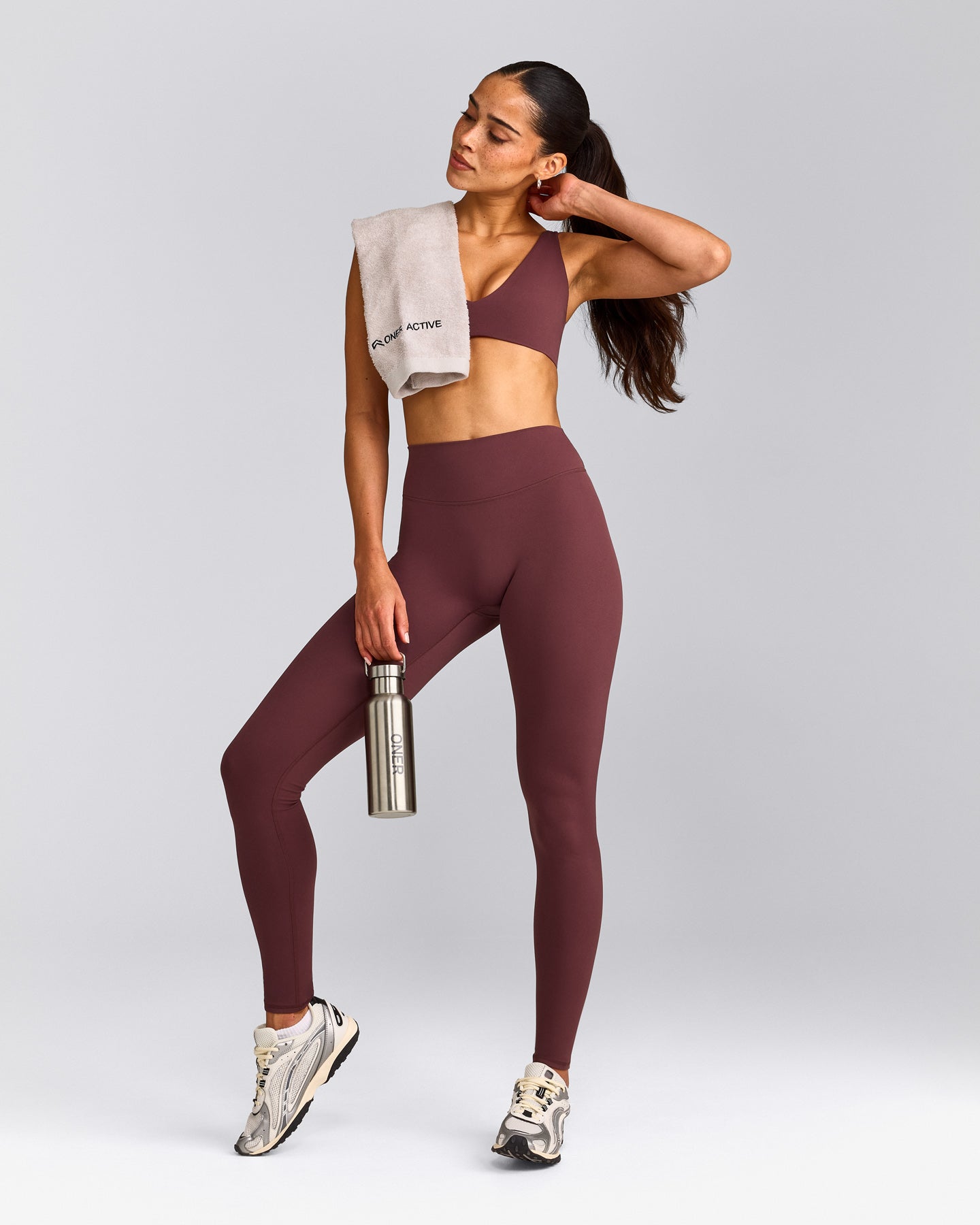 SoftMotion™ High Waisted Leggings with Grey Logo | Velvet Mocha