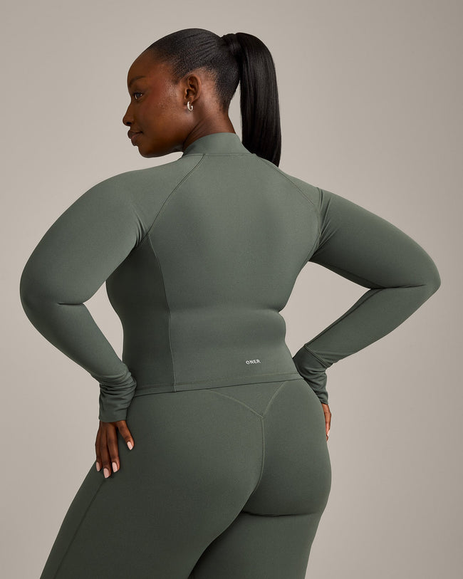 SoftMotion™ Mid Jacket with Grey Logo | Dark Khaki