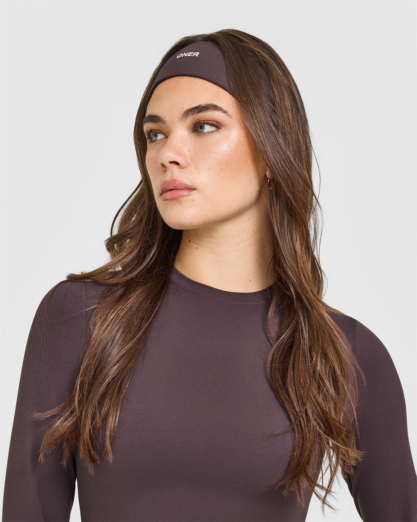 SoftMotion™ Headband with White Logo | Dark Umber Brown