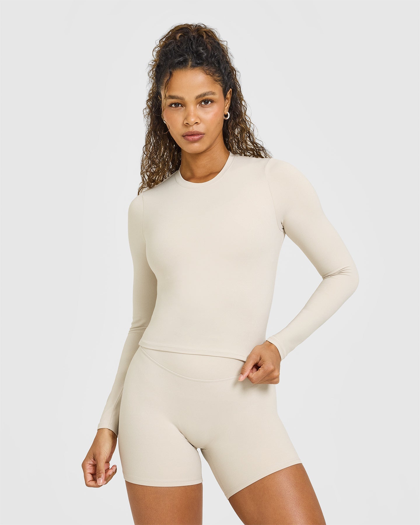 SoftMotion™ Long Sleeve Mid Top with White Logo | Sand