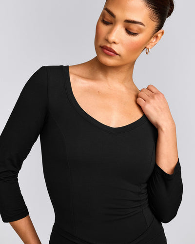 Mellow™ Motion Wide V Neck 3/4 Length Sleeve Mid Top | Black