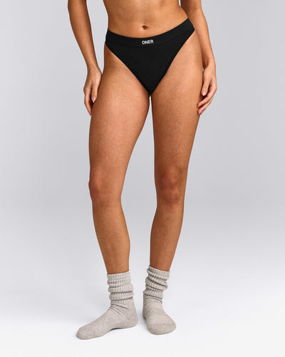 Seamless Thong | Black