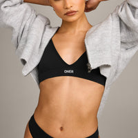 Seamless Strappy Bralette | Black