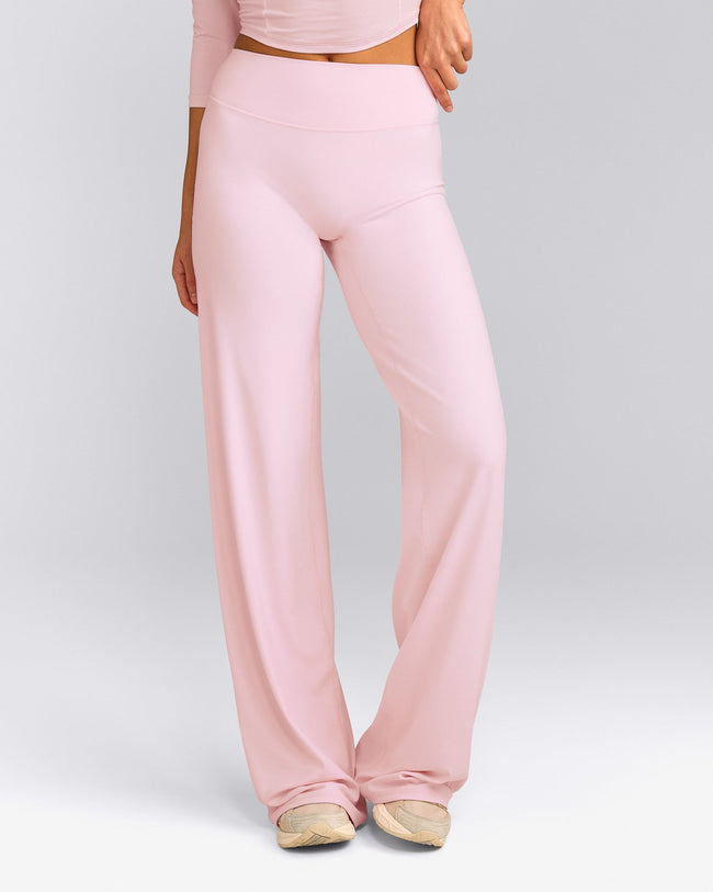SoftMotion™ Straight Leg Bottoms with Grey Logo | Soft Girl Pink