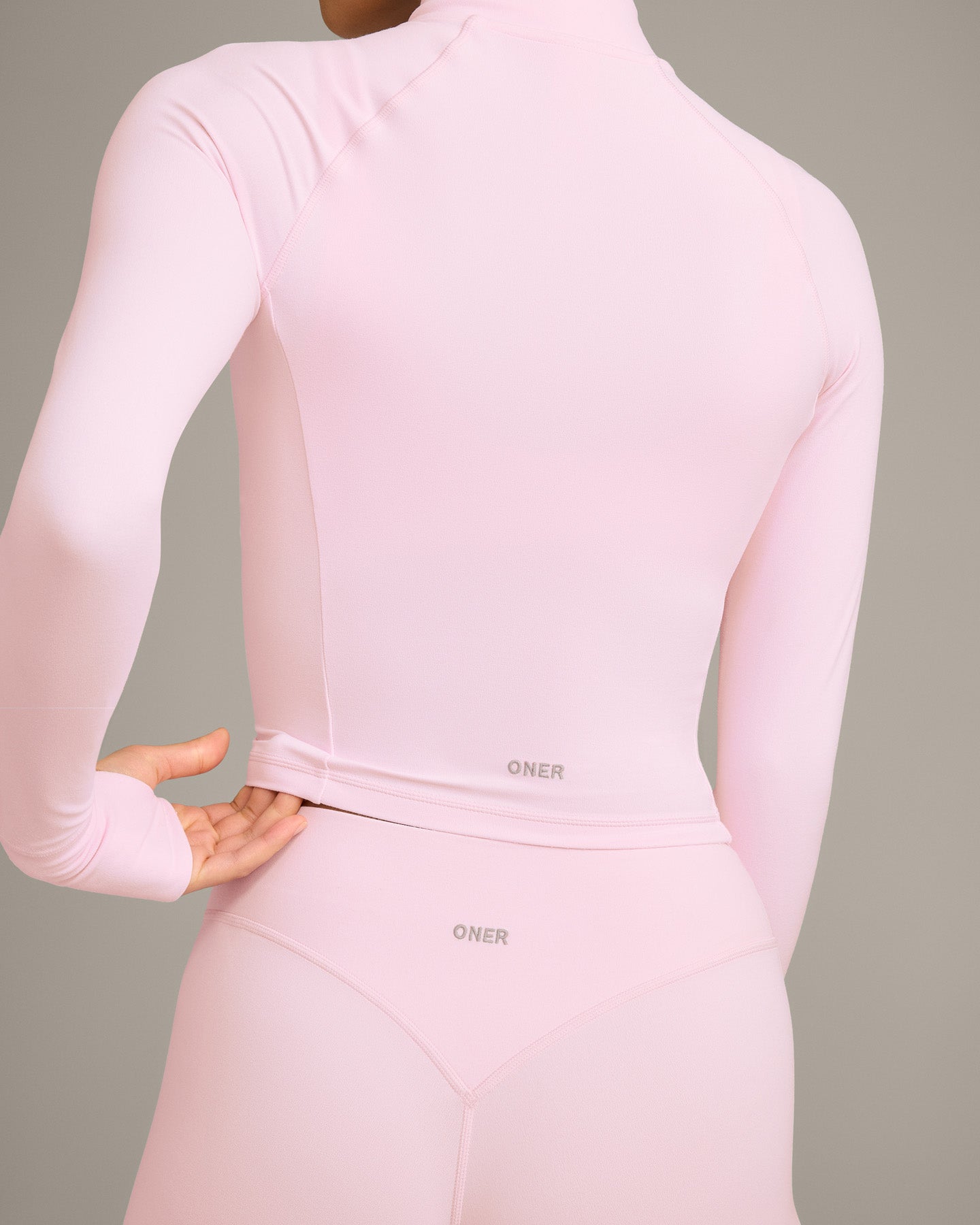 SoftMotion™ Mid Jacket with Grey Logo | Soft Girl Pink