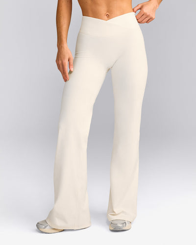 UnifiedMove™ Wrap Flared Bottoms with Reflective Logo | Marshmallow White