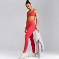 EffortlessLift™ Seamless Mid Rise Leggings with Grey Logo | Charged Pink