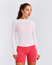 Oner Seamless Fitted Long Sleeve Top | White
