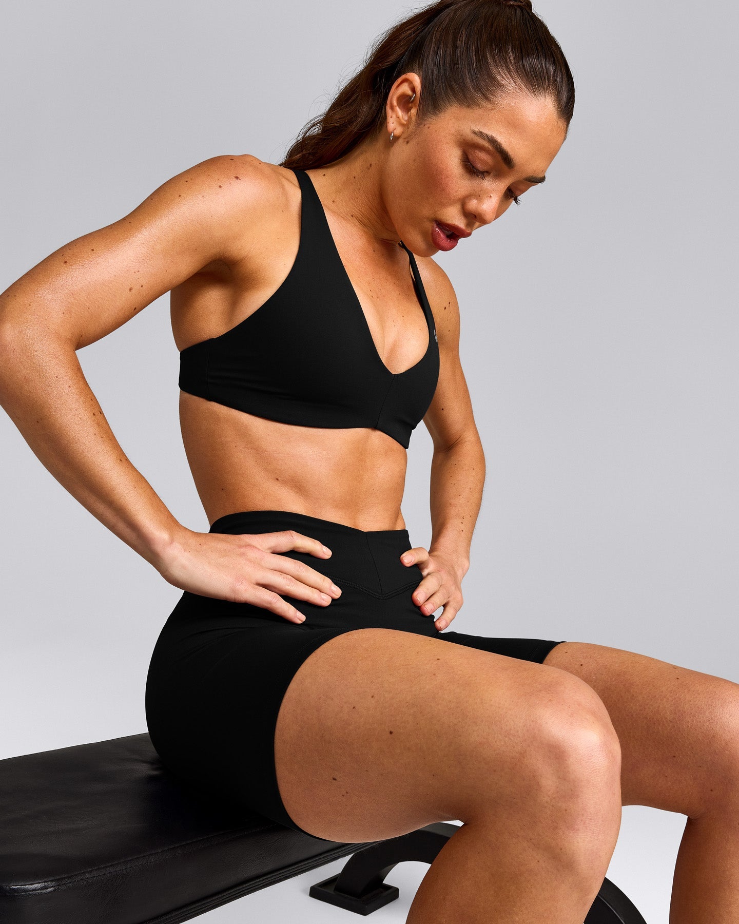 UnifiedMove™ Cross Back Sports Bra with Reflective Logo | Black