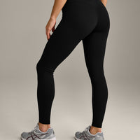 UnifiedMove™ V Front Mid Rise Leggings with Reflective Logo | Black