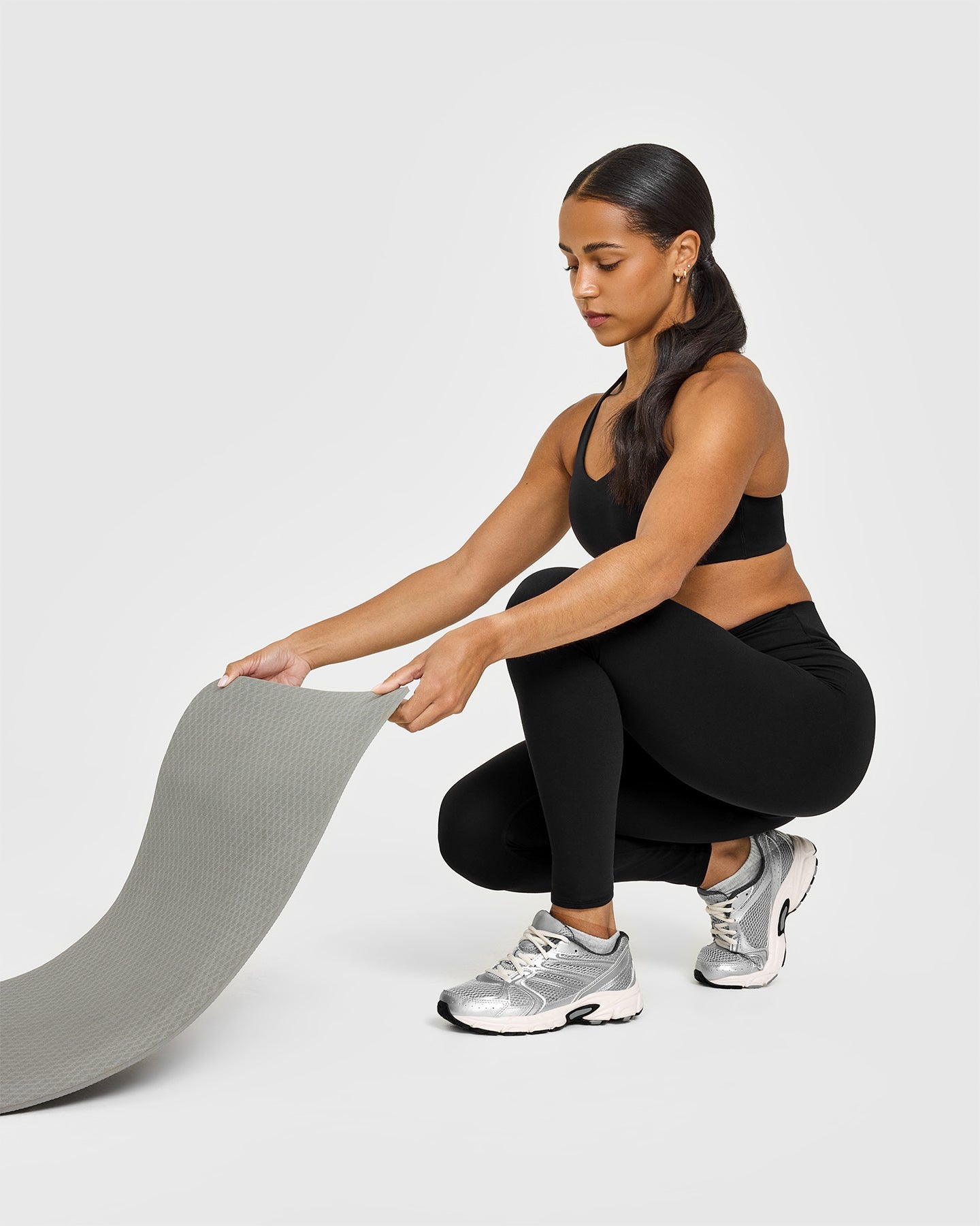 SoftMotion™ High Waisted Leggings with White Logo | Black