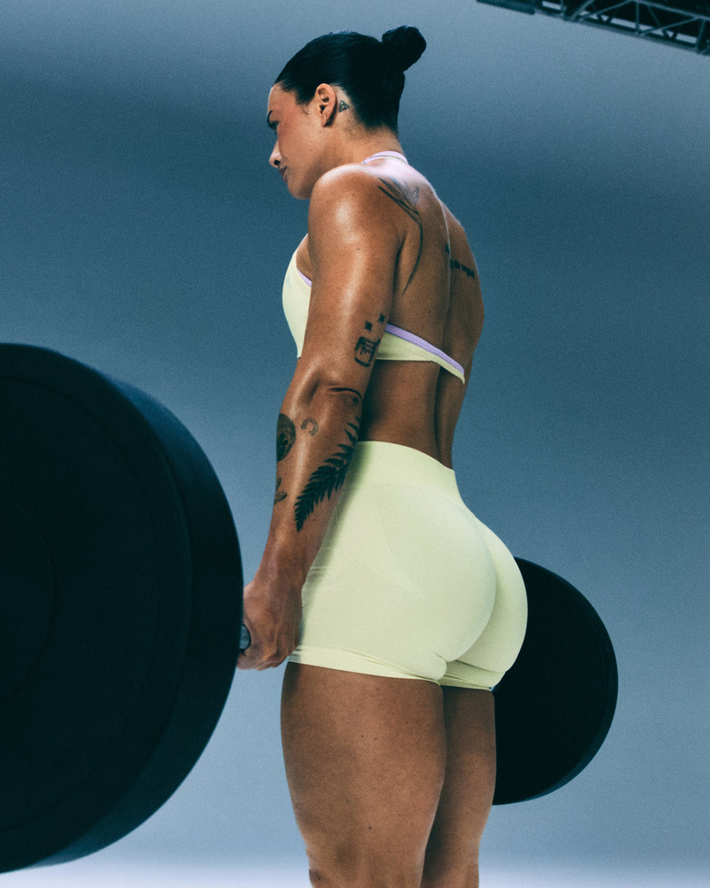 EnhanceLift™ Seamless Shorts with Grey Logo | Pastel Yellow
