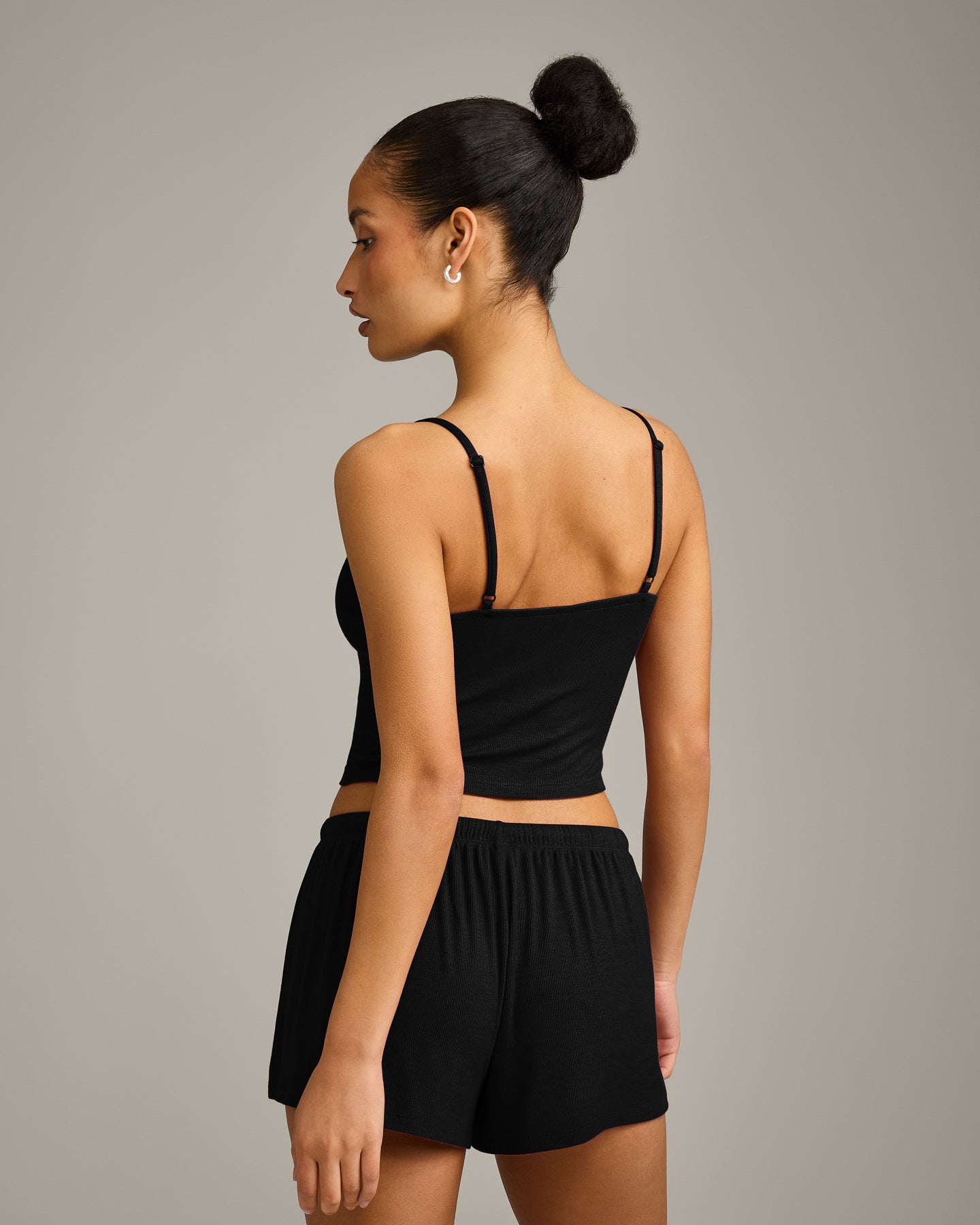 Oner At Home Night Strappy Mid Vest | Black