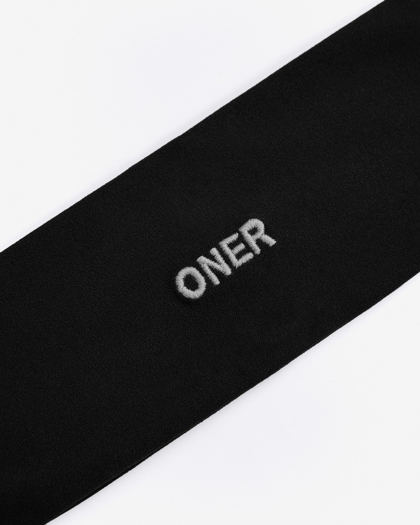 SoftMotion™ Headband with Grey Logo | Black