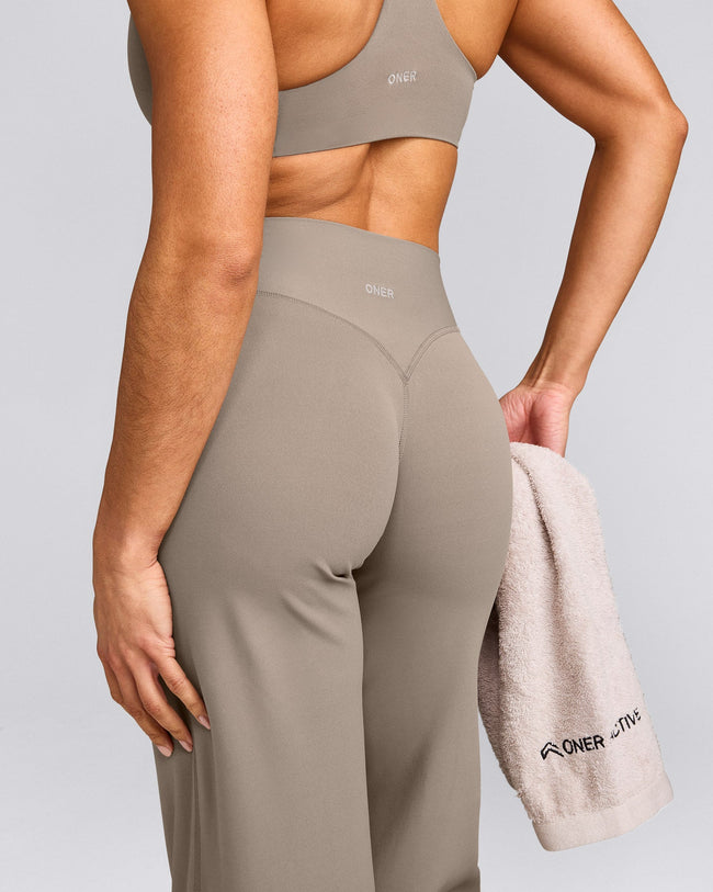 SoftMotion™ Straight Leg Pants with Grey Logo | Minky