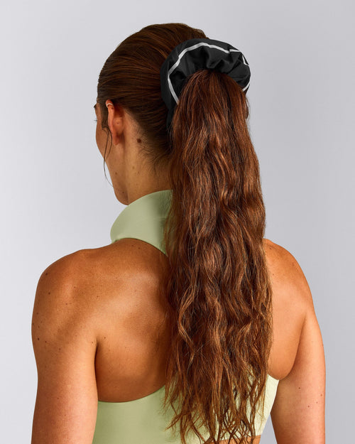 AirMove™ Reflective Scrunchie | Black
