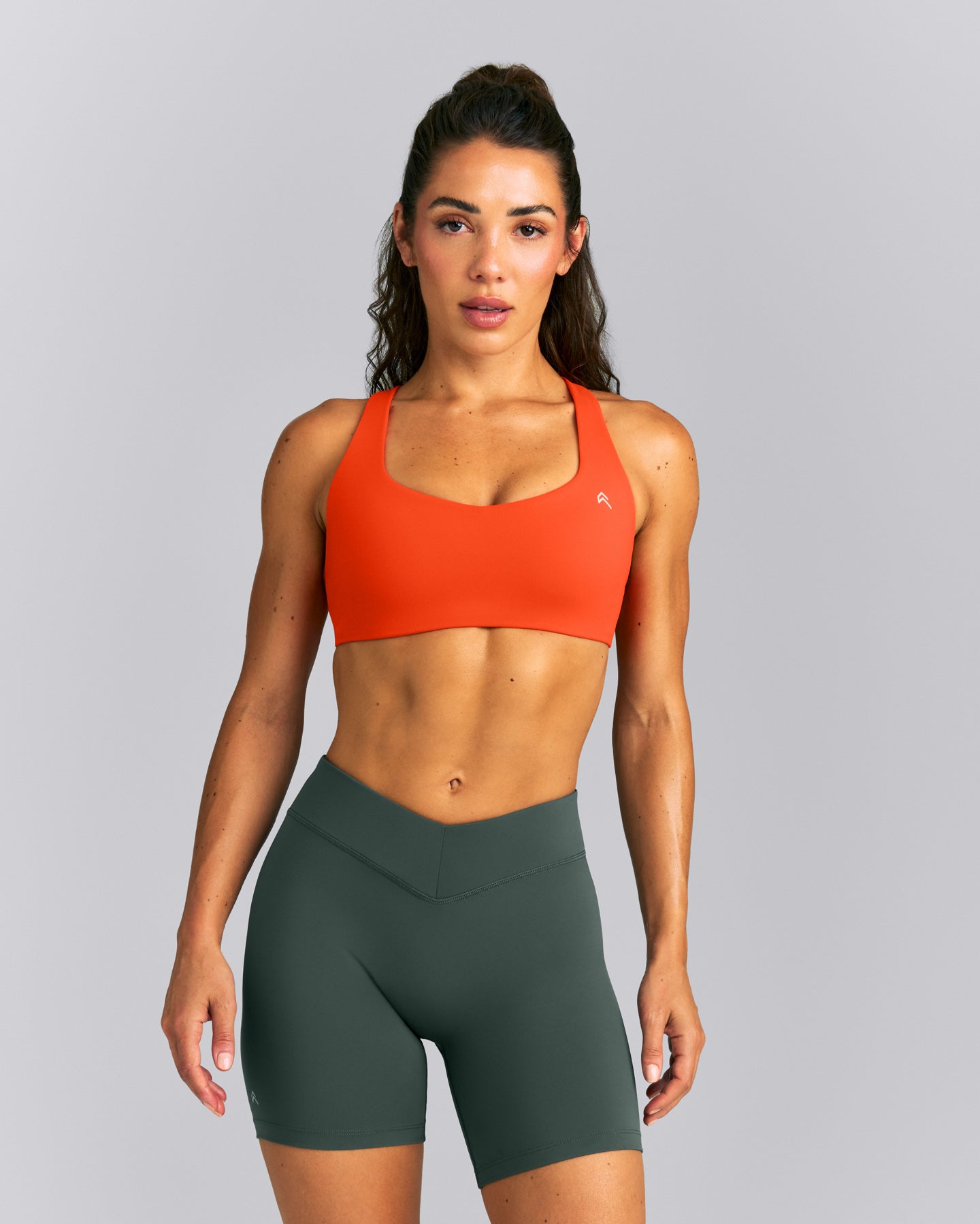 EasyLift™ Cross Back Sports Bra New Branding | Vivid Orange